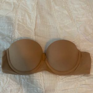 Gap strapless push up bra